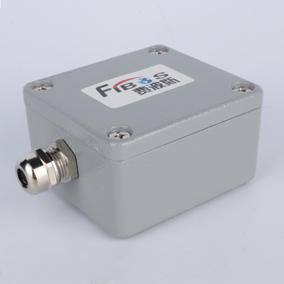la célula de carga 100hz 0,1% y el amplificador 4ma filtran el acondicionador del indicador